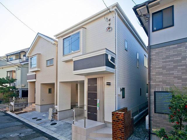 Local appearance photo. (October 2013) Shooting