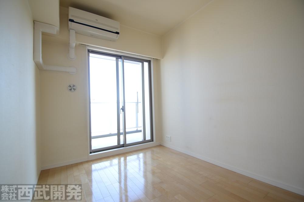 Non-living room. Western-style 5.2 Pledge