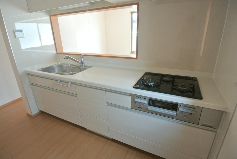 Kitchen. Indoor (September 2013) Shooting