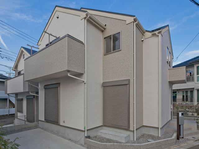 Local appearance photo. Local (12 May 2013) Shooting