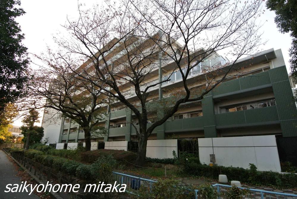 Local appearance photo. local