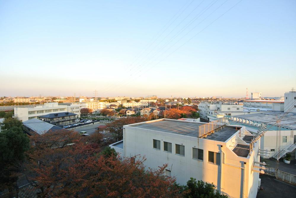 View photos from the dwelling unit. View from local