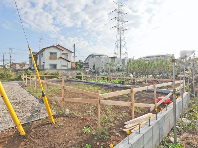 Local appearance photo. Local (10 May 2013) Shooting