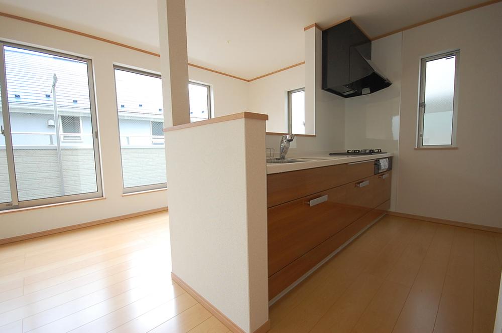 Kitchen. Indoor (September 2013) Shooting