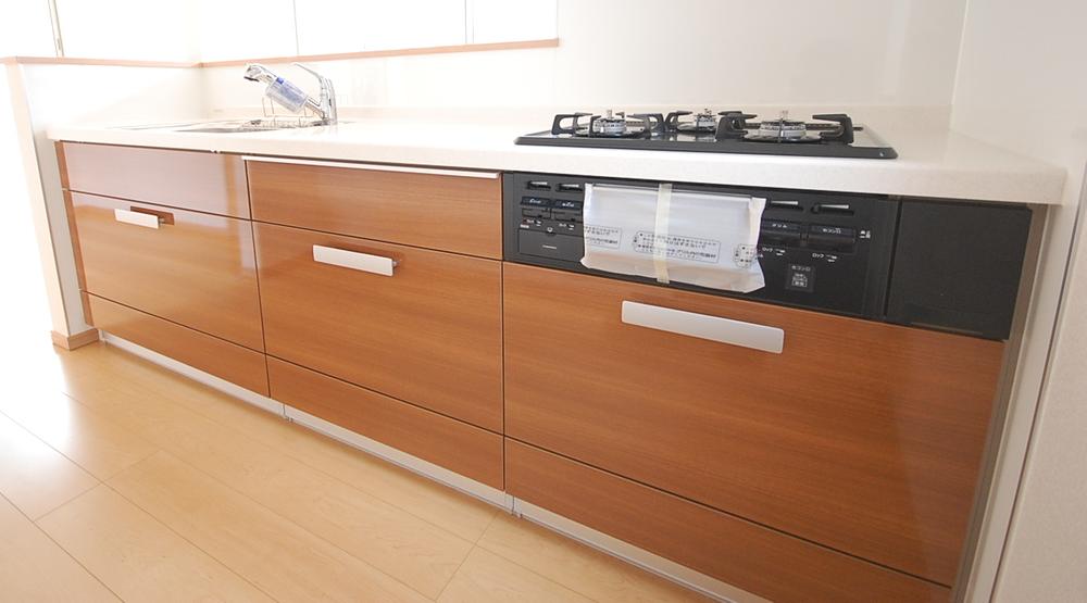 Same specifications photo (kitchen). Indoor (September 2013) Shooting