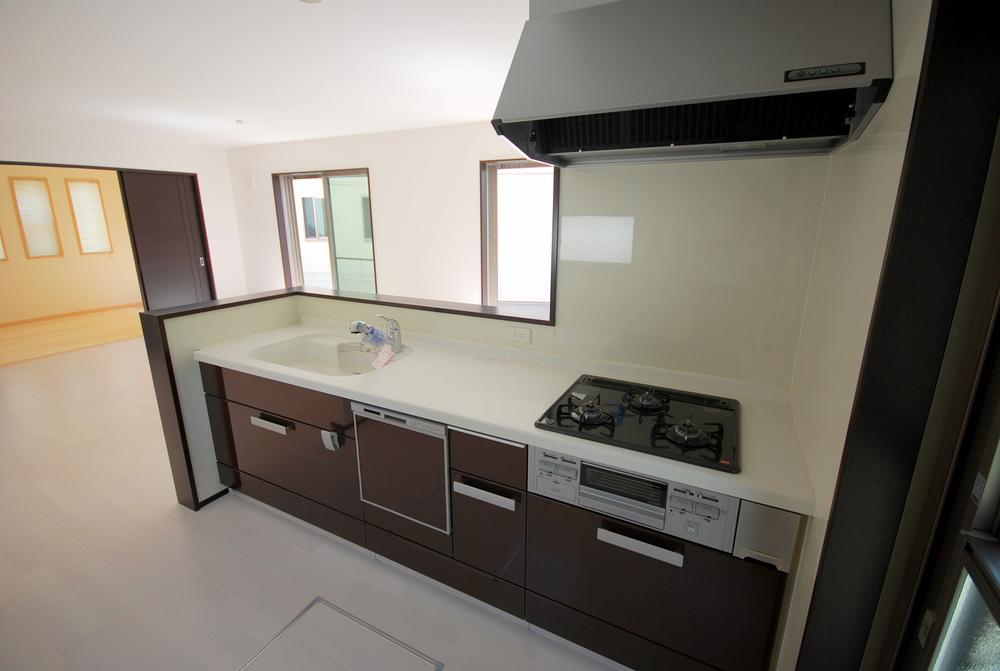 Same specifications photo (kitchen). Same specifications