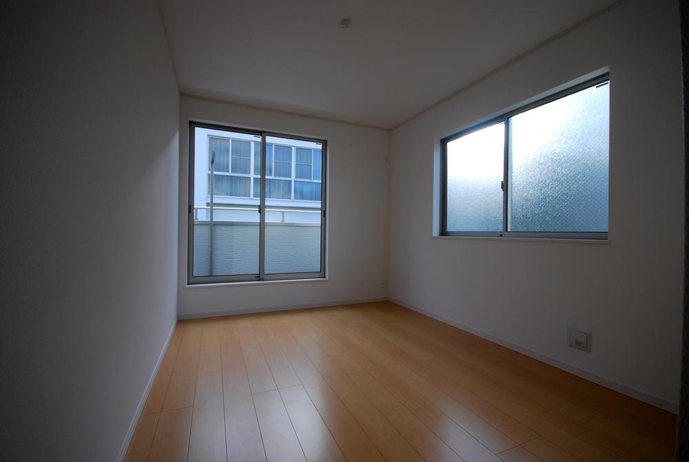 Same specifications photos (Other introspection). Seller construction cases