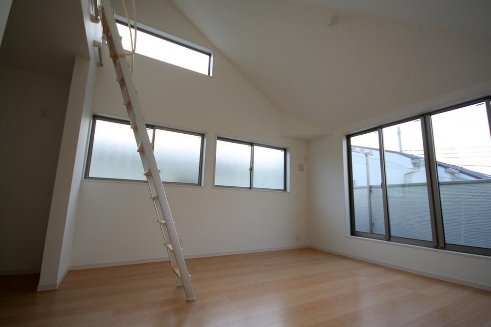 Living. Indoor (11 May 2013) Shooting