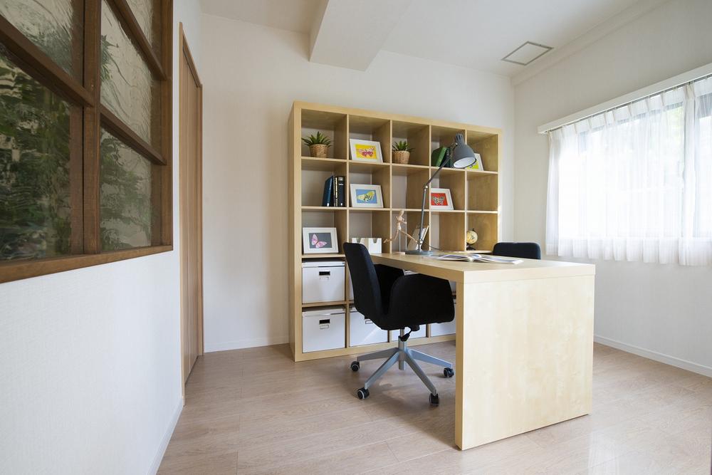 Non-living room. Local model room dwelling unit indoor (07 May 2013) Shooting