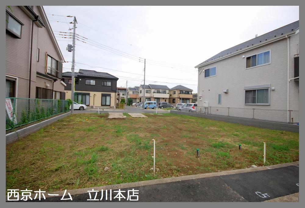 Local photos, including front road. Local (July 2013) Shooting