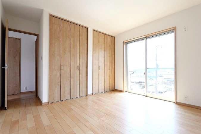 Same specifications photos (Other introspection). Seller construction cases