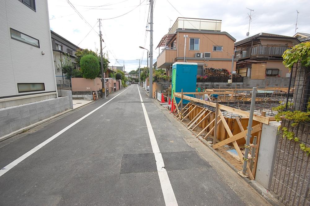 Local photos, including front road. Local (September 2013) Shooting