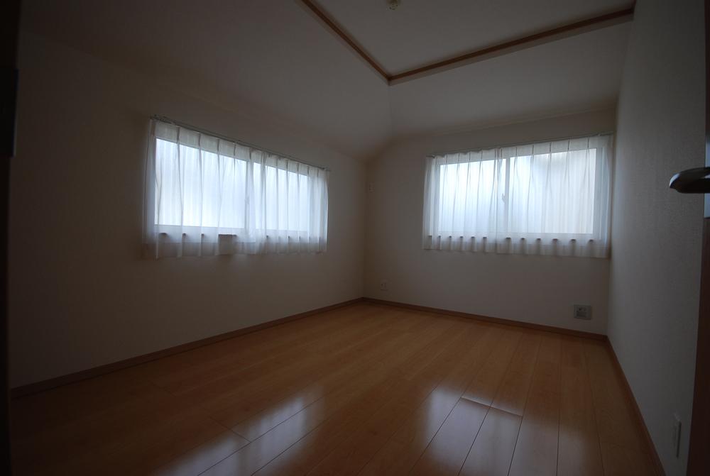 Same specifications photos (Other introspection). Seller construction cases