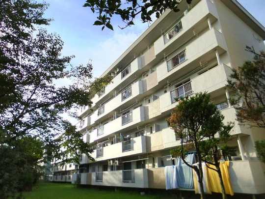 Local appearance photo. Building appearance (2013 September shooting)