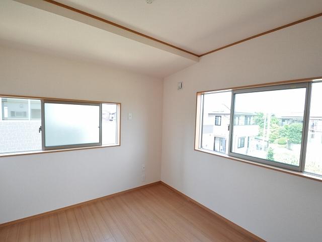 Non-living room. 15 Building Western style room