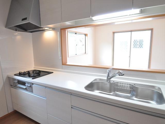 Kitchen. 6 Building kitchen