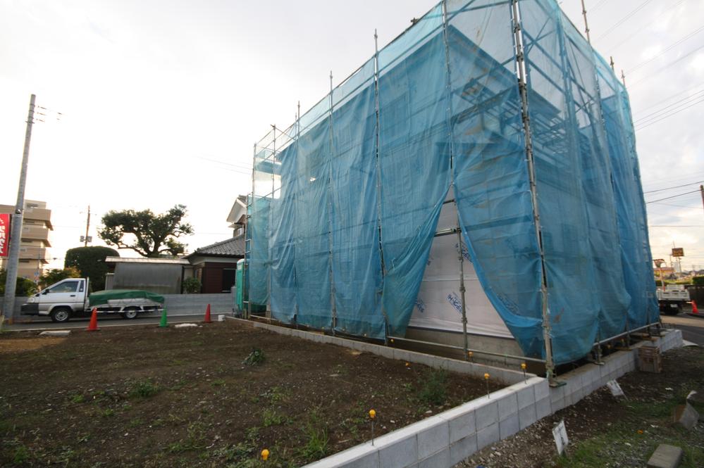 Local appearance photo. Local (11 May 2013) Shooting