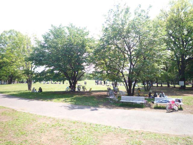 park. 650m to Fuchu Forest Park