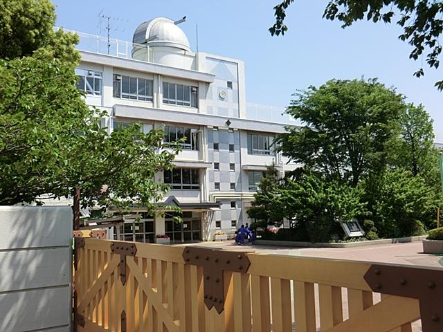 Junior high school. Fuchu Municipal Fuchu until the first junior high school 100m