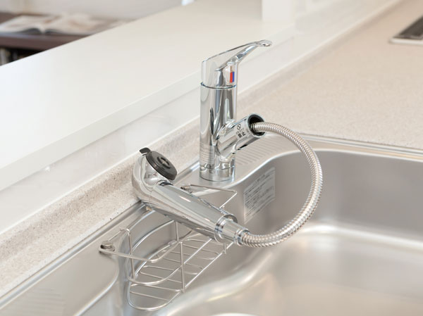 Kitchen.  [Water purifier integrated shower faucet] Adopt a convenient shower faucet to your cleaning and dishwashing sink. Because the water purifier of an integrated, Sink you can use widely. In lever that moves in three stages is a water-saving type of water flow can be adjusted.