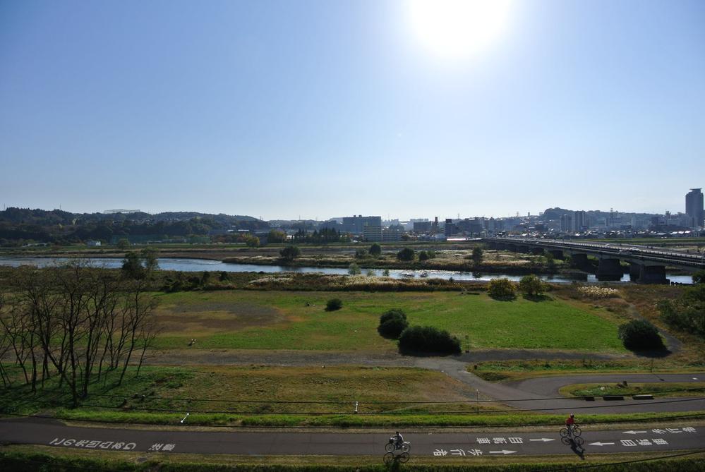 View photos from the dwelling unit. View from local