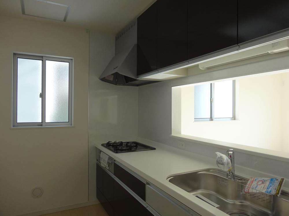 Indoor (12 May 2013) water of shooting kitchen with water purifier. In addition to installing a cart Riddji, Drink more beautiful water. . Indoor (12 May 2013) Shooting