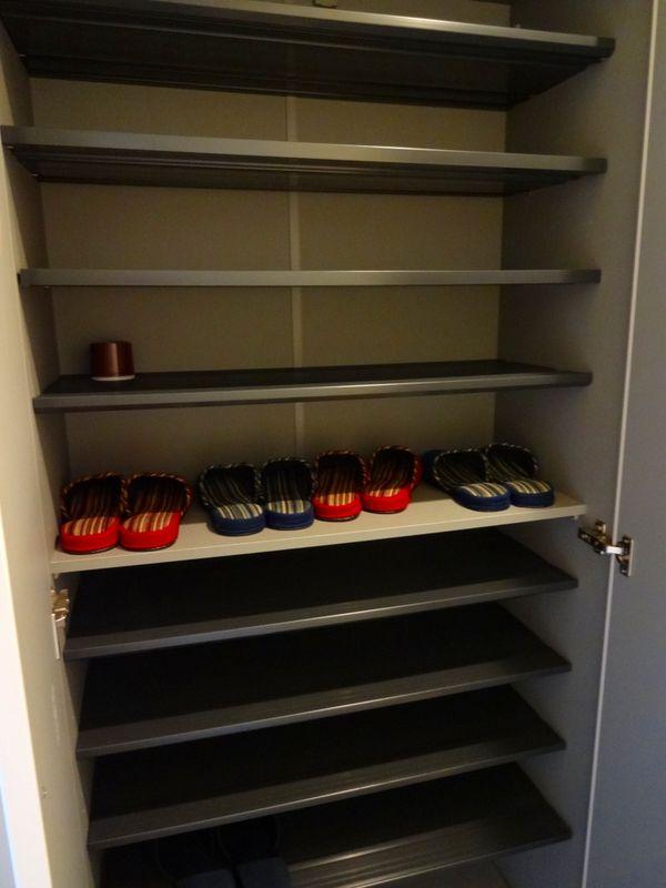 Entrance. Entrance storage