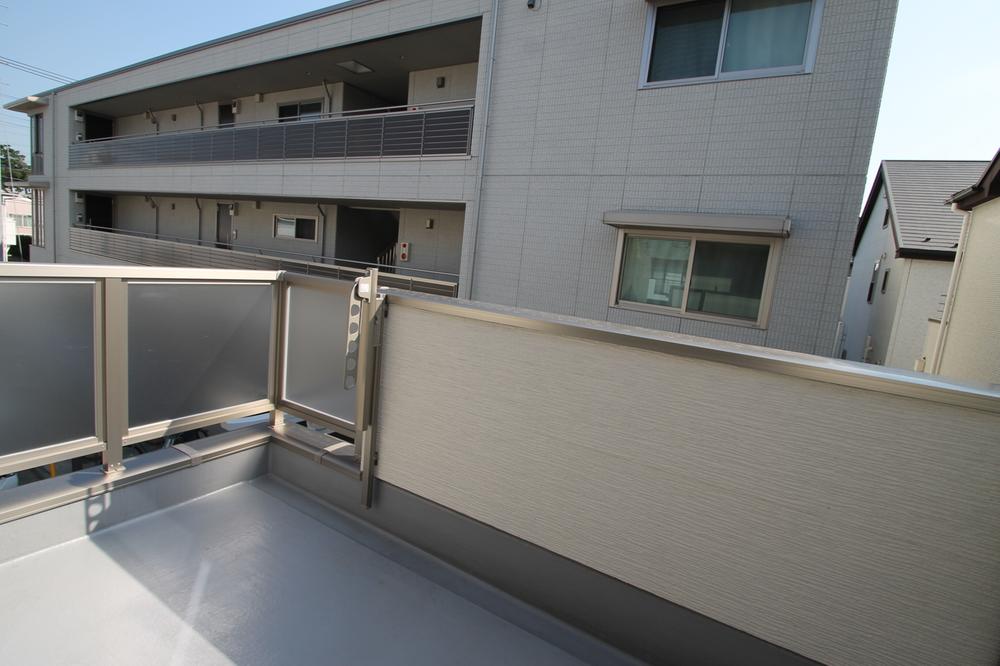 Balcony. Local (September 2013) Shooting