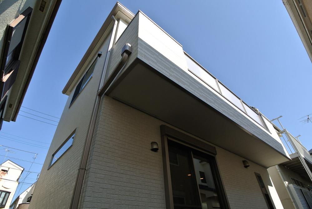 Local appearance photo. local