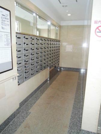 Other common areas. Take-out is in the Haut-lock