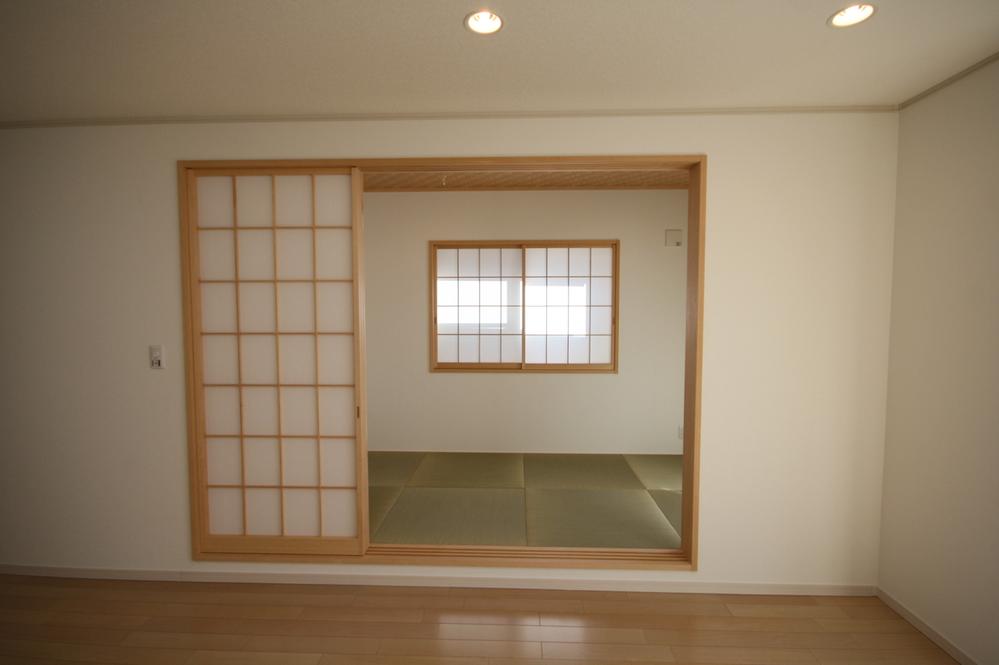 Non-living room. Indoor (September 2013) Shooting