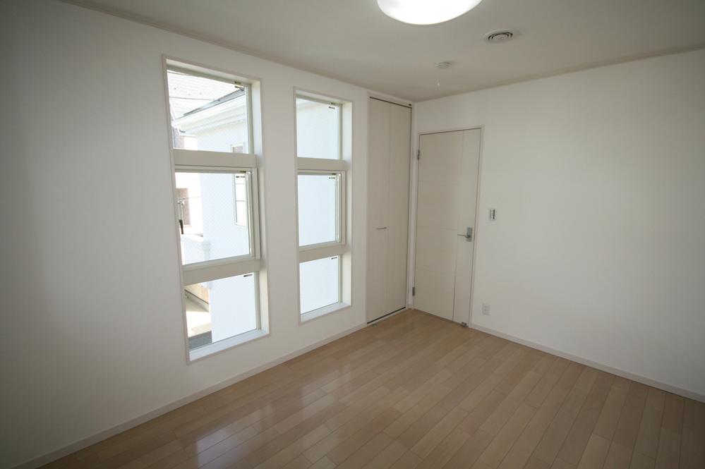 Non-living room. Indoor (September 2013) Shooting