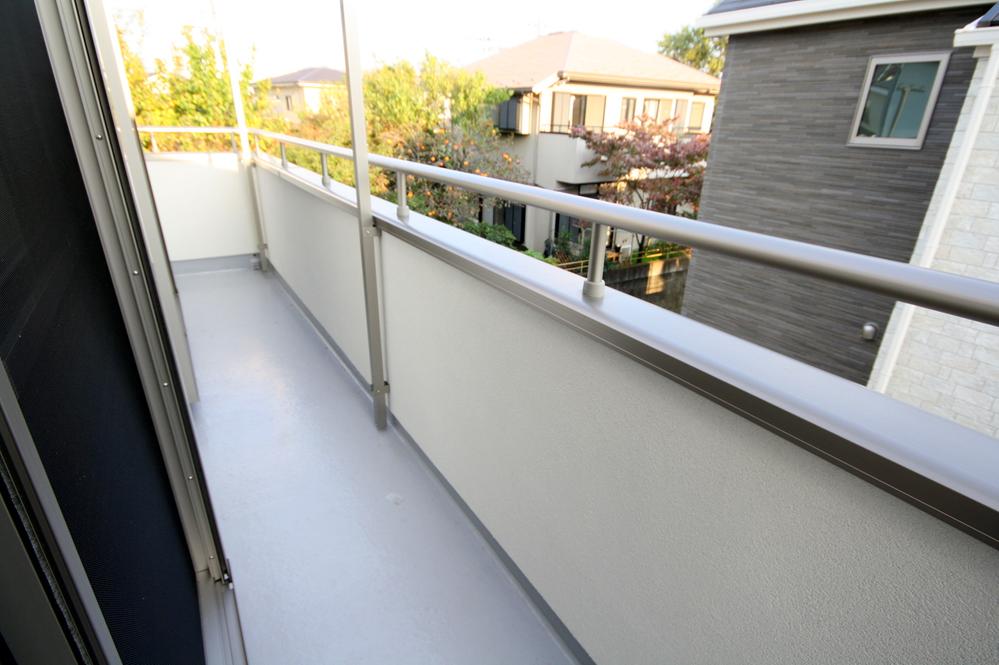 Balcony. Local (11 May 2013) Shooting