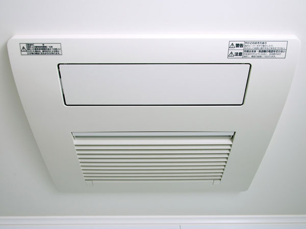 Bathing-wash room.  [TES bathroom heating dryer] Suppressing the generation of mold by ventilation function. Also it provides convenient drying function for drying the laundry of the night or on a rainy day.