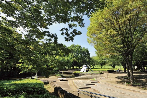 Fuchu Forest Park (about 1660m ・ 21 minutes walk)