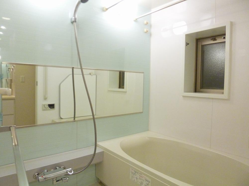 Bathroom. With window bathroom