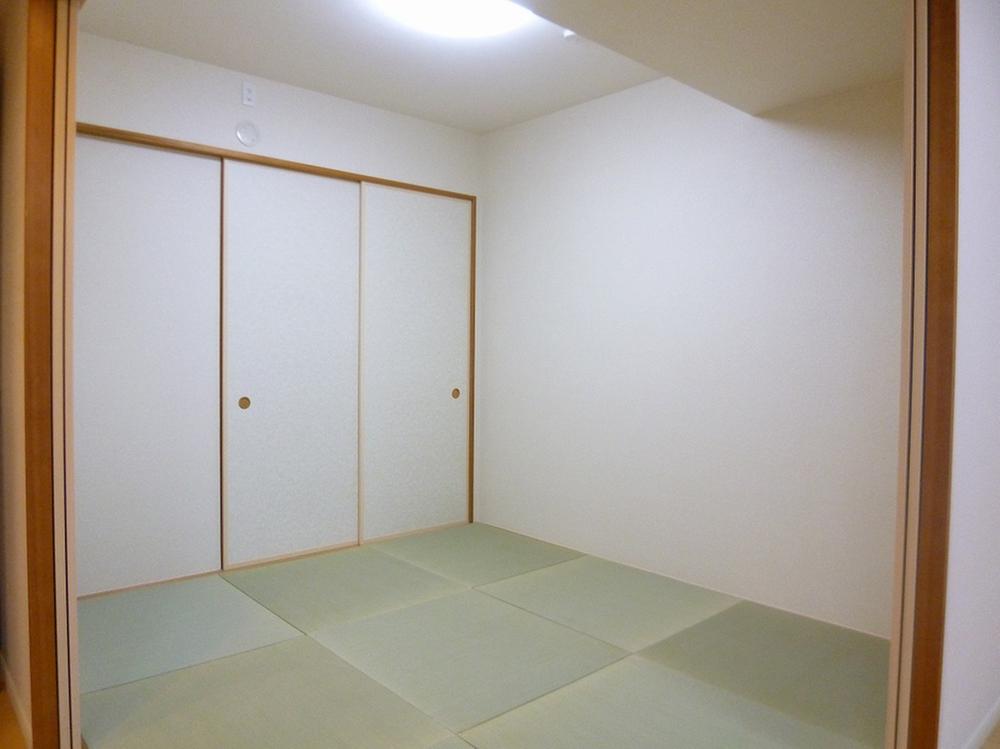 Non-living room. Japanese style room