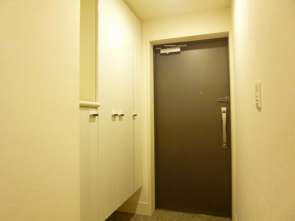 Entrance. Room entrance Cupboard