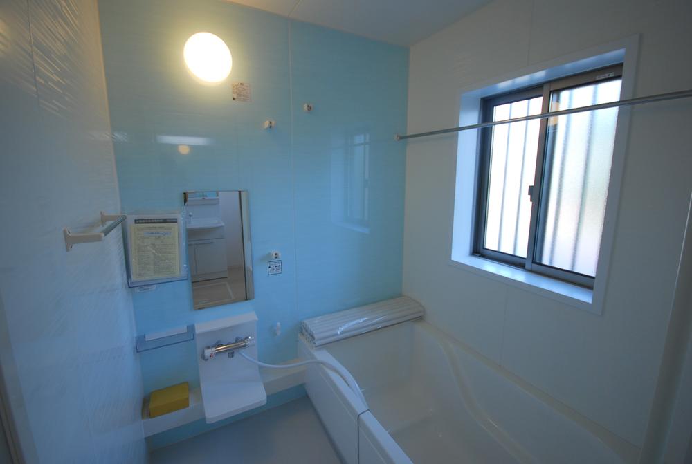 Same specifications photo (bathroom). Example of construction