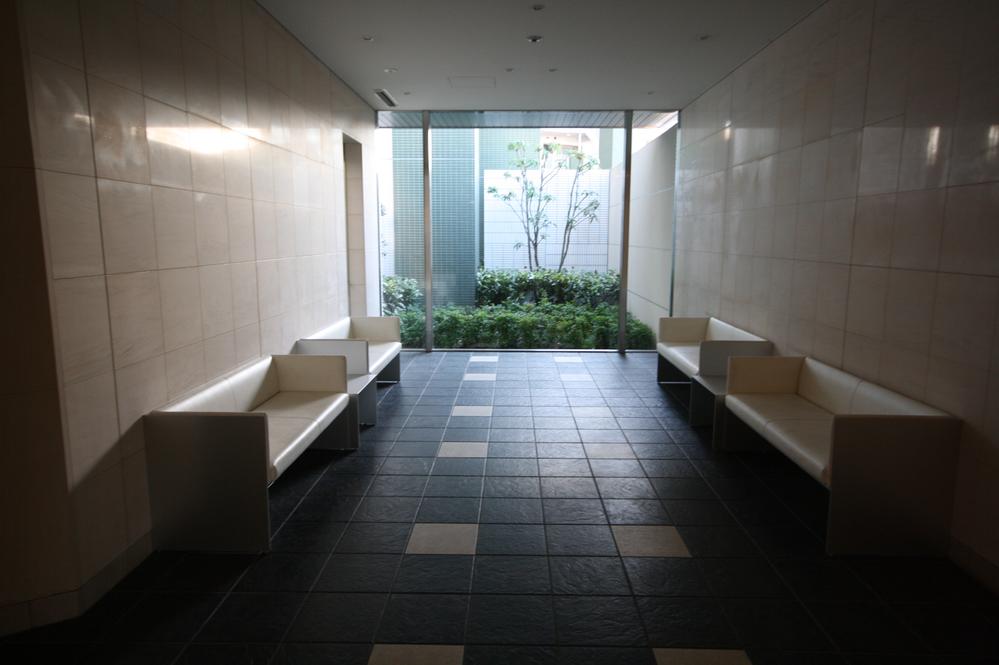 Entrance. Local (11 May 2013) Shooting