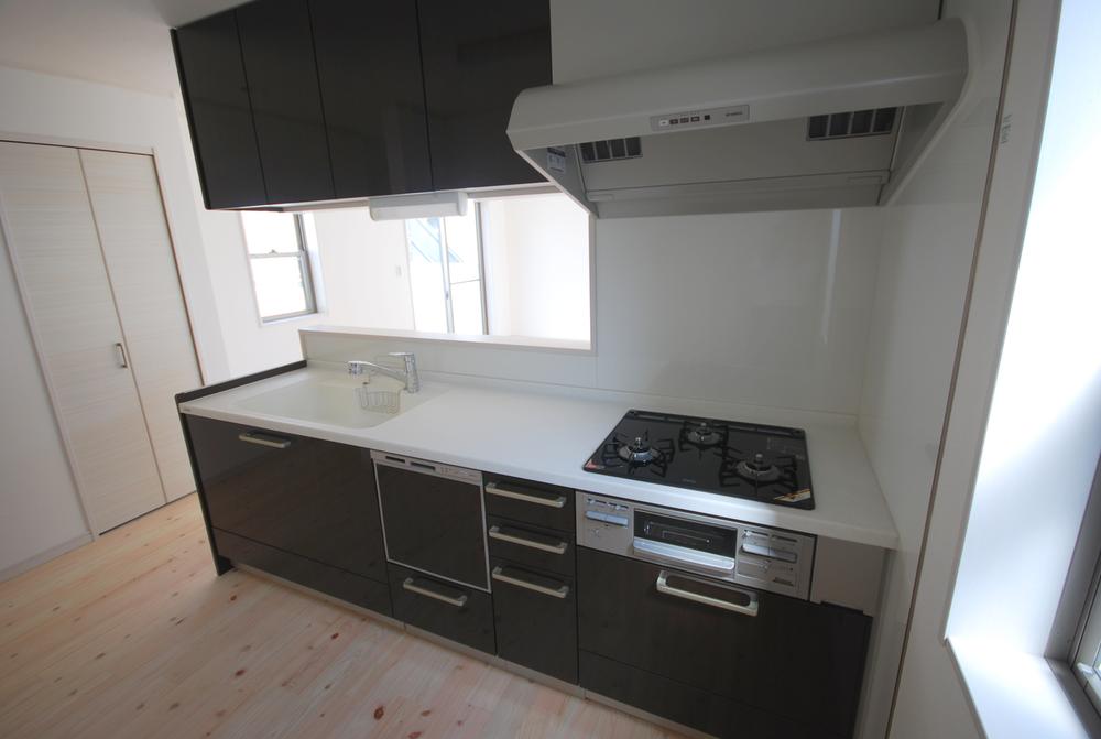 Kitchen. Indoor (June 2013) Shooting