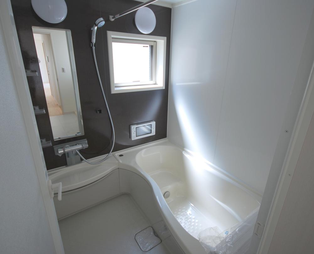 Bathroom. Indoor (June 2013) Shooting