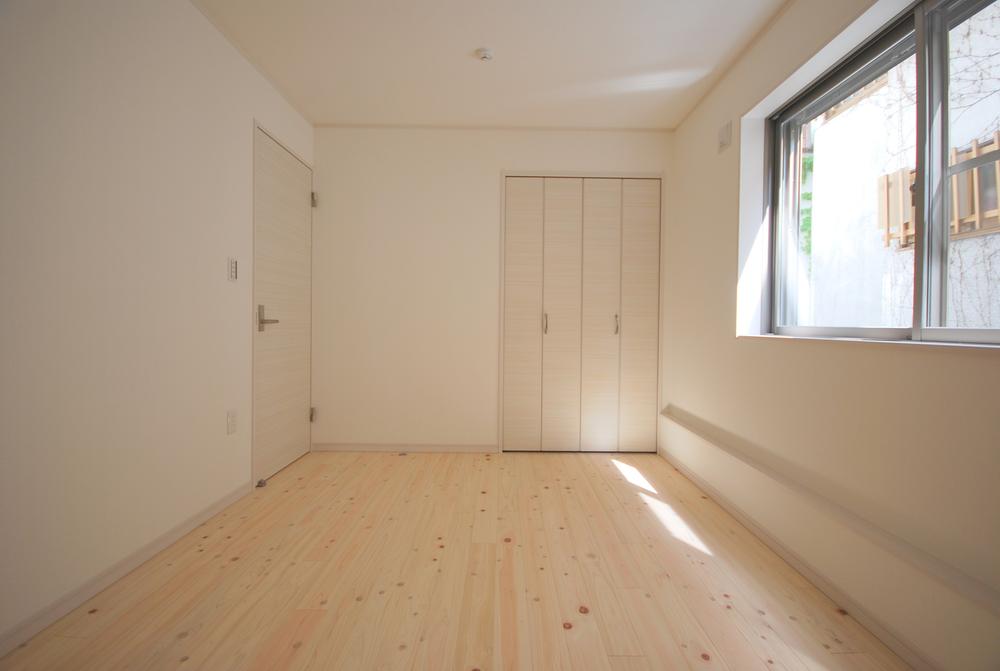 Other introspection. Indoor (June 2013) Shooting