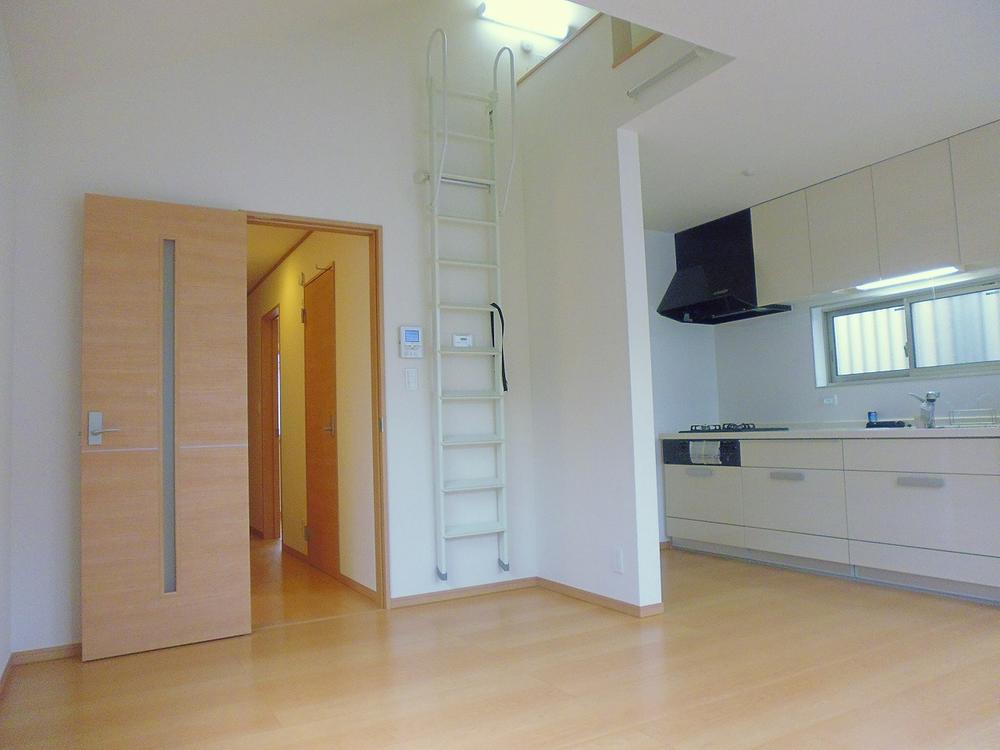 Living. Is the living of 1 Building