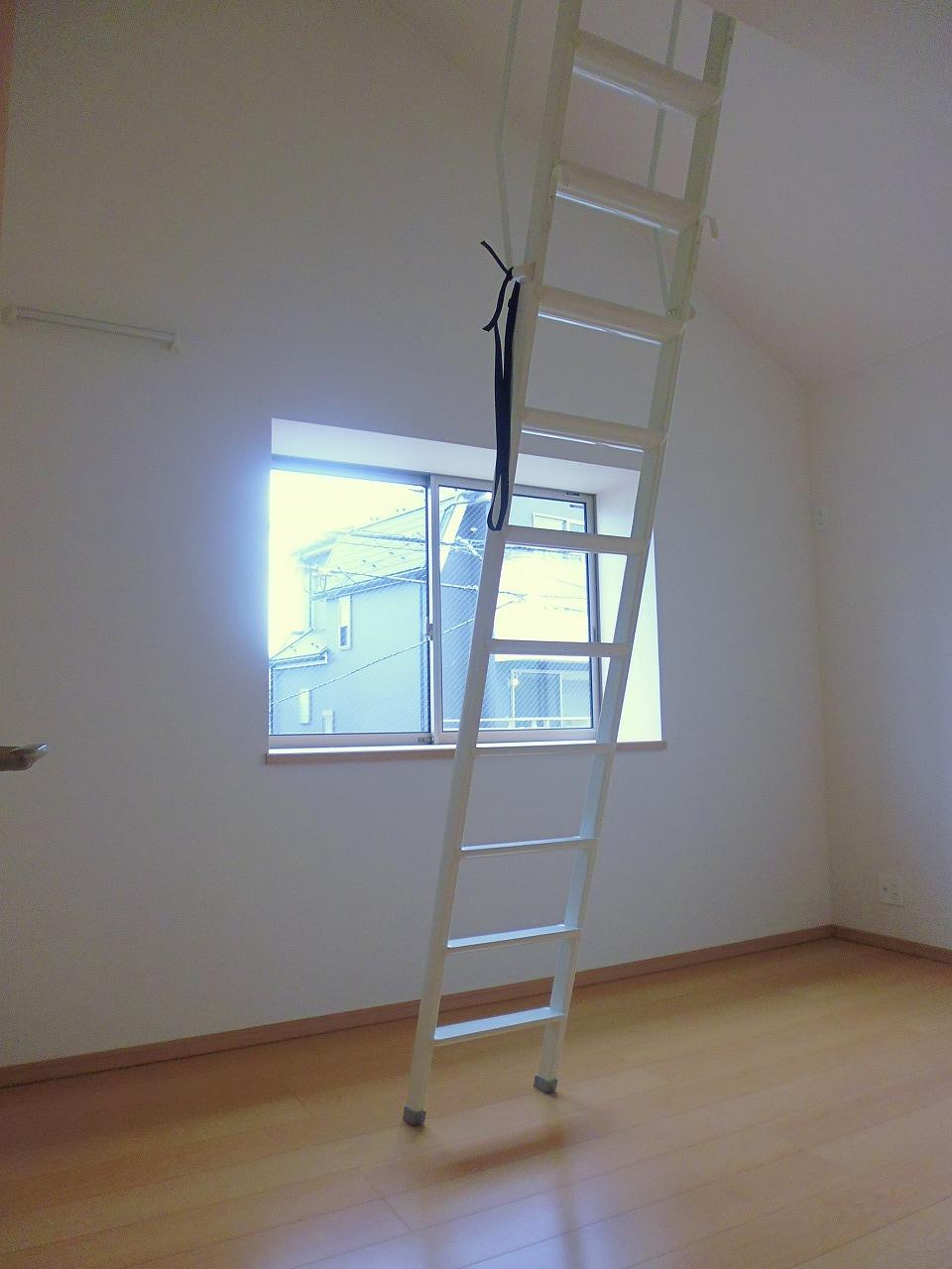 Non-living room. Of Building 2 Western-style