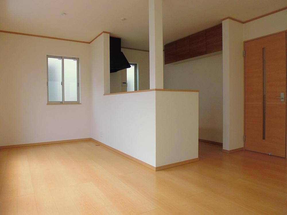 Living. Building 2 of the spacious LDK