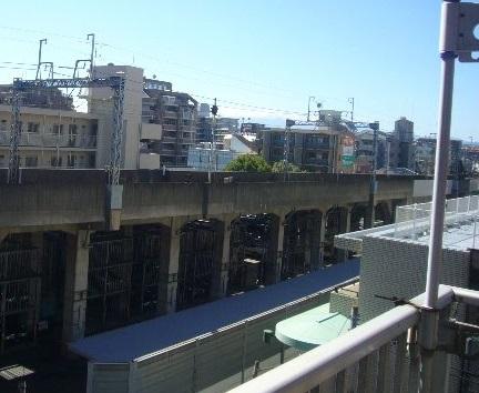 View photos from the dwelling unit
