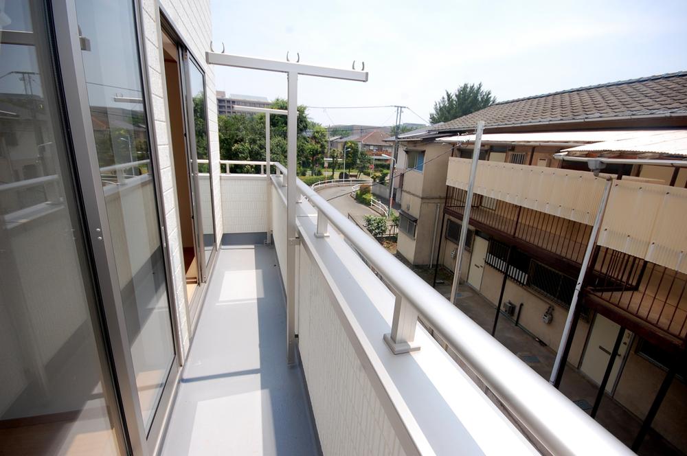 Same specifications photos (Other introspection). Same specifications