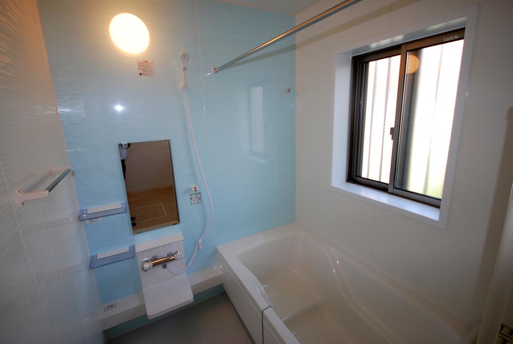 Same specifications photo (bathroom). Example of construction