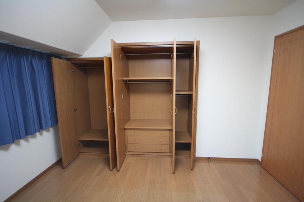 Receipt. Local (11 May 2013) Shooting